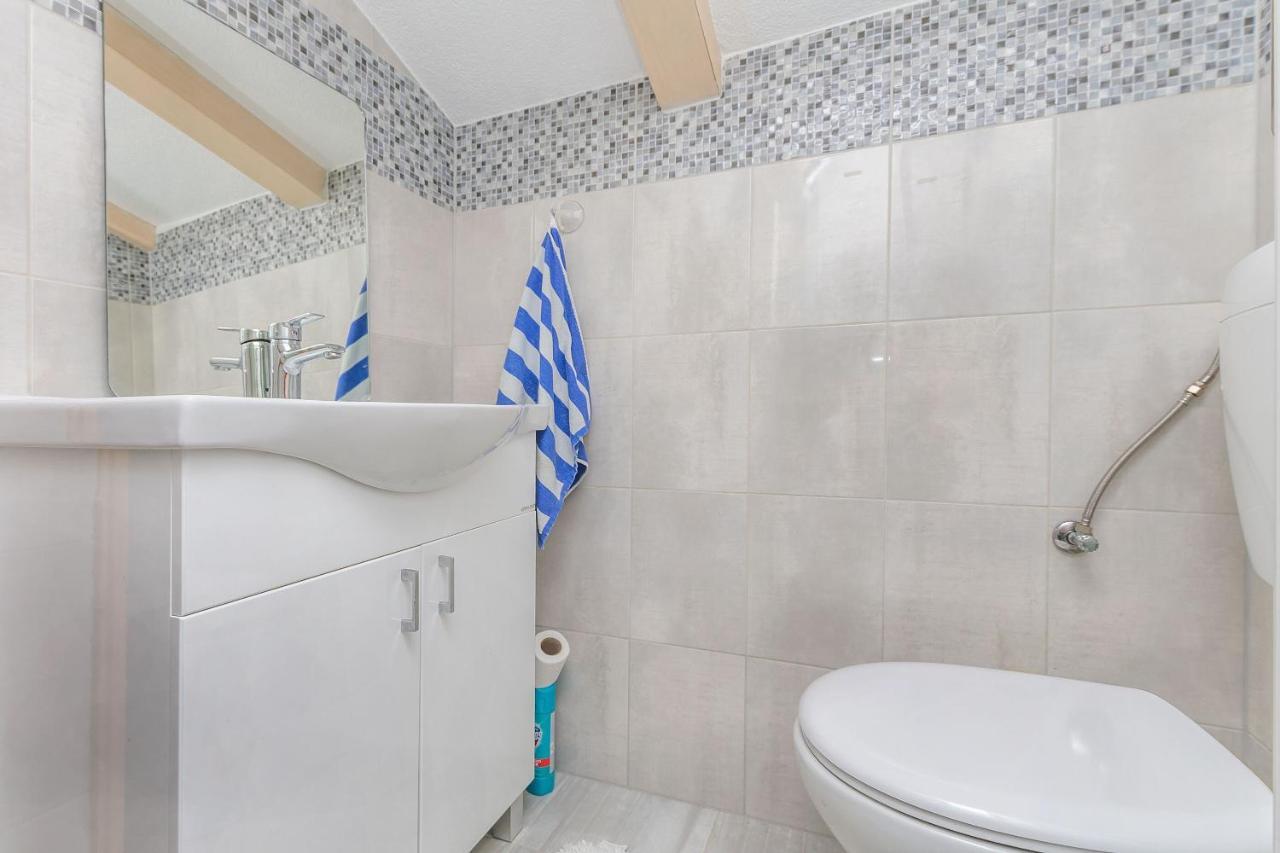 Apartments Ana Omiš Zewnętrze zdjęcie
