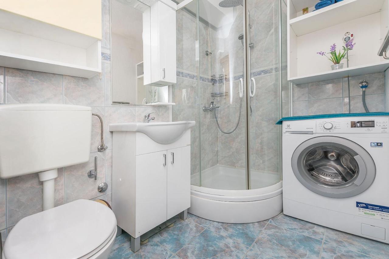 Apartments Ana Omiš Zewnętrze zdjęcie