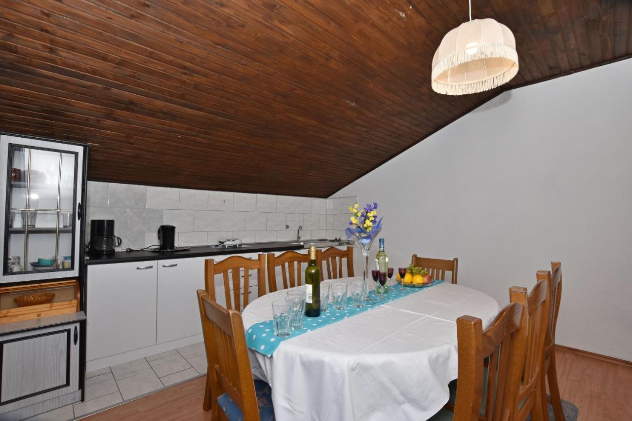 Apartments Ana Omiš Zewnętrze zdjęcie